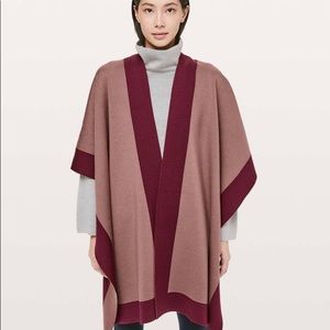 Lululemon bundle up wrap